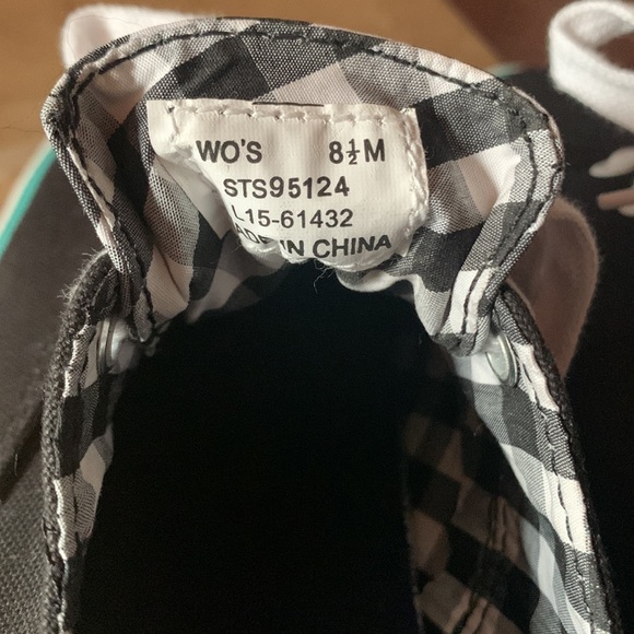 Black Canvas Sperry Tennis Shoes - Picture 4 of 6